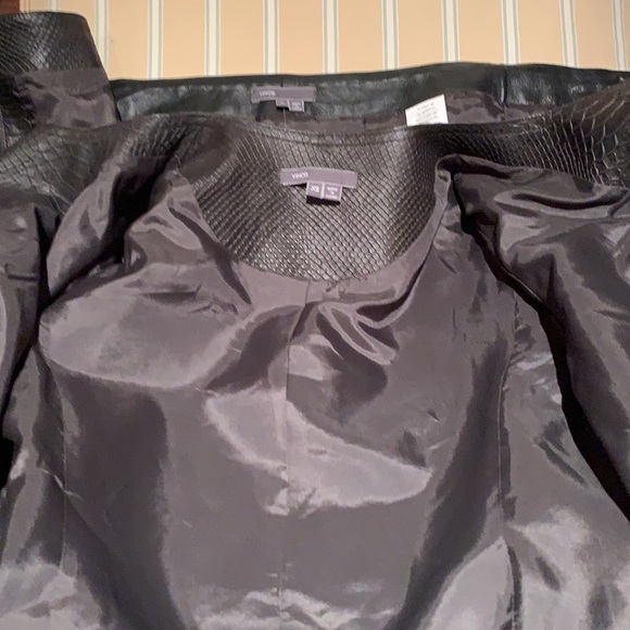 VINCE LEATHER TWO PIECE JACKET & SKIRT SUIT MULTI EMBOSSED CHARCOAL SIZE XS/0/2 - Picture 10 of 11
